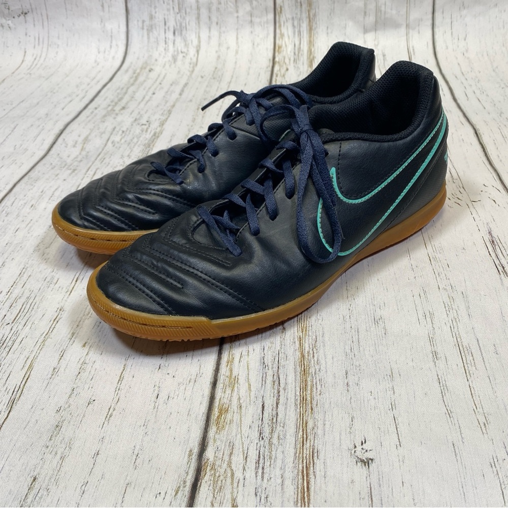 Nike Tiempo X Indoor Soccer Futsol Shoe